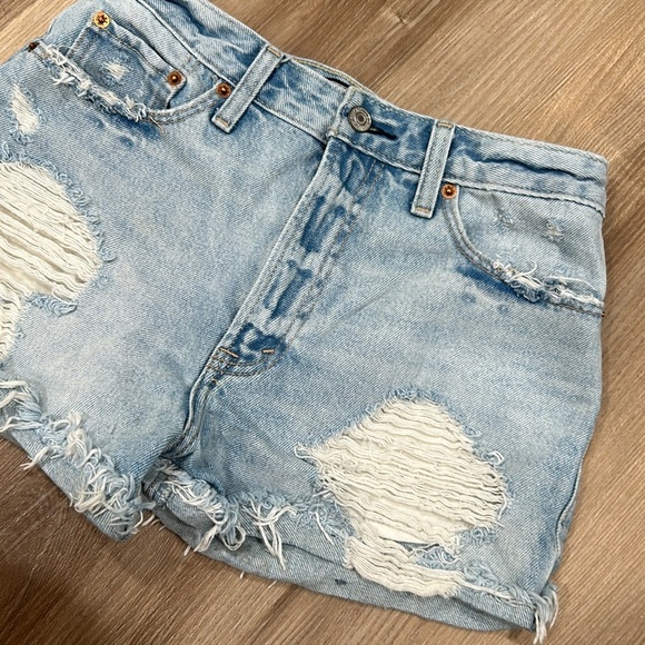 Abercrombie & Fitch Annie High Rise Denim Jean Shorts Distressed Size 26 or 2 - Picture 2 of 9